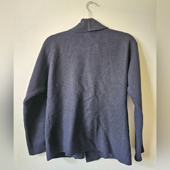 Escada Black Wool Cardigans. - Picture 5 of 10